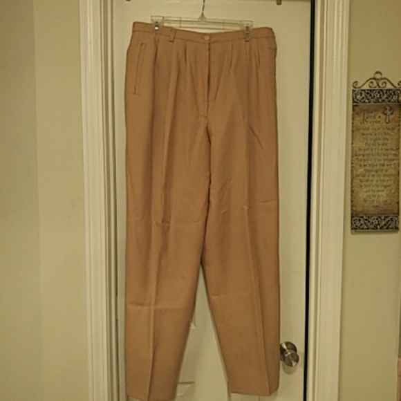 Dress pants (offers welcomed ) - Picture 1 of 2